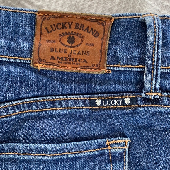 Lucky Brand Sweet’n Straight jeans - Picture 2 of 9